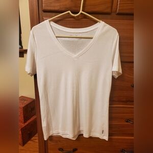 XL white Eddie Bauer tee